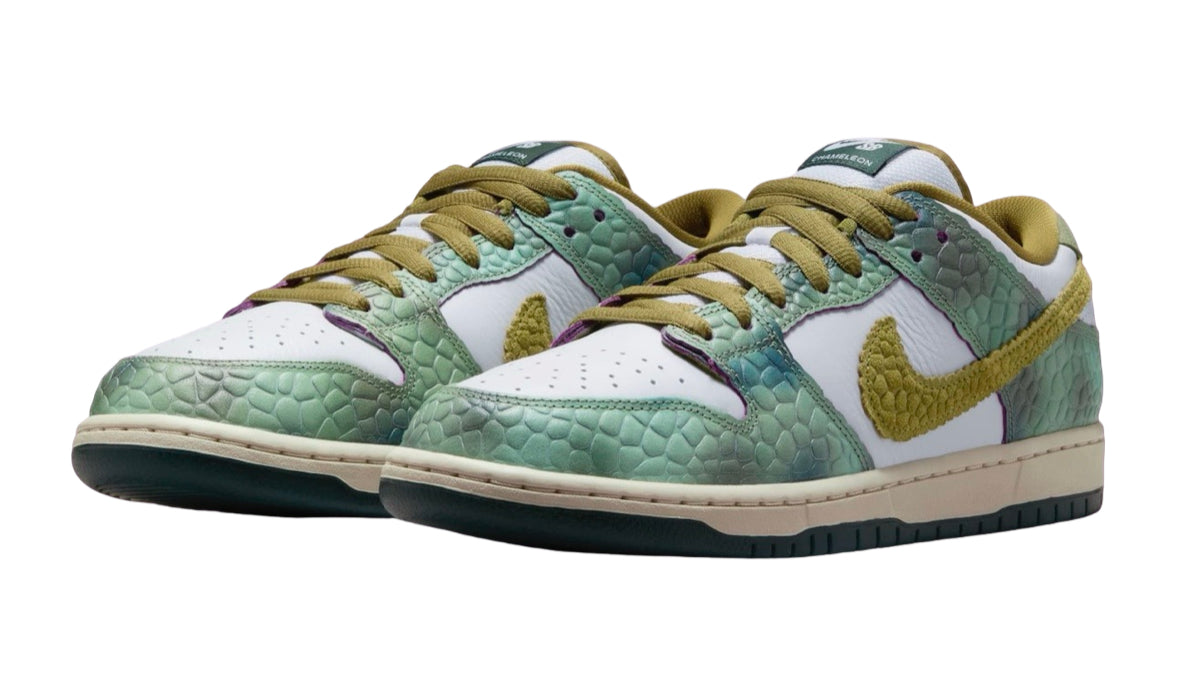 DS(Deadstock) Nike SB Dunk Alexis Sablone Chameleon